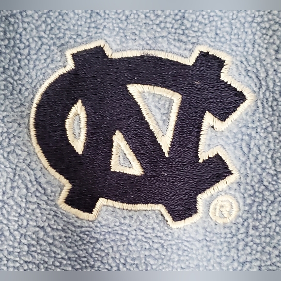 Nike Kids NCAA UNC Carolina Tar Heels 1/4 Zip Fleece Pullover - Size 6 - EUC - Picture 2 of 12